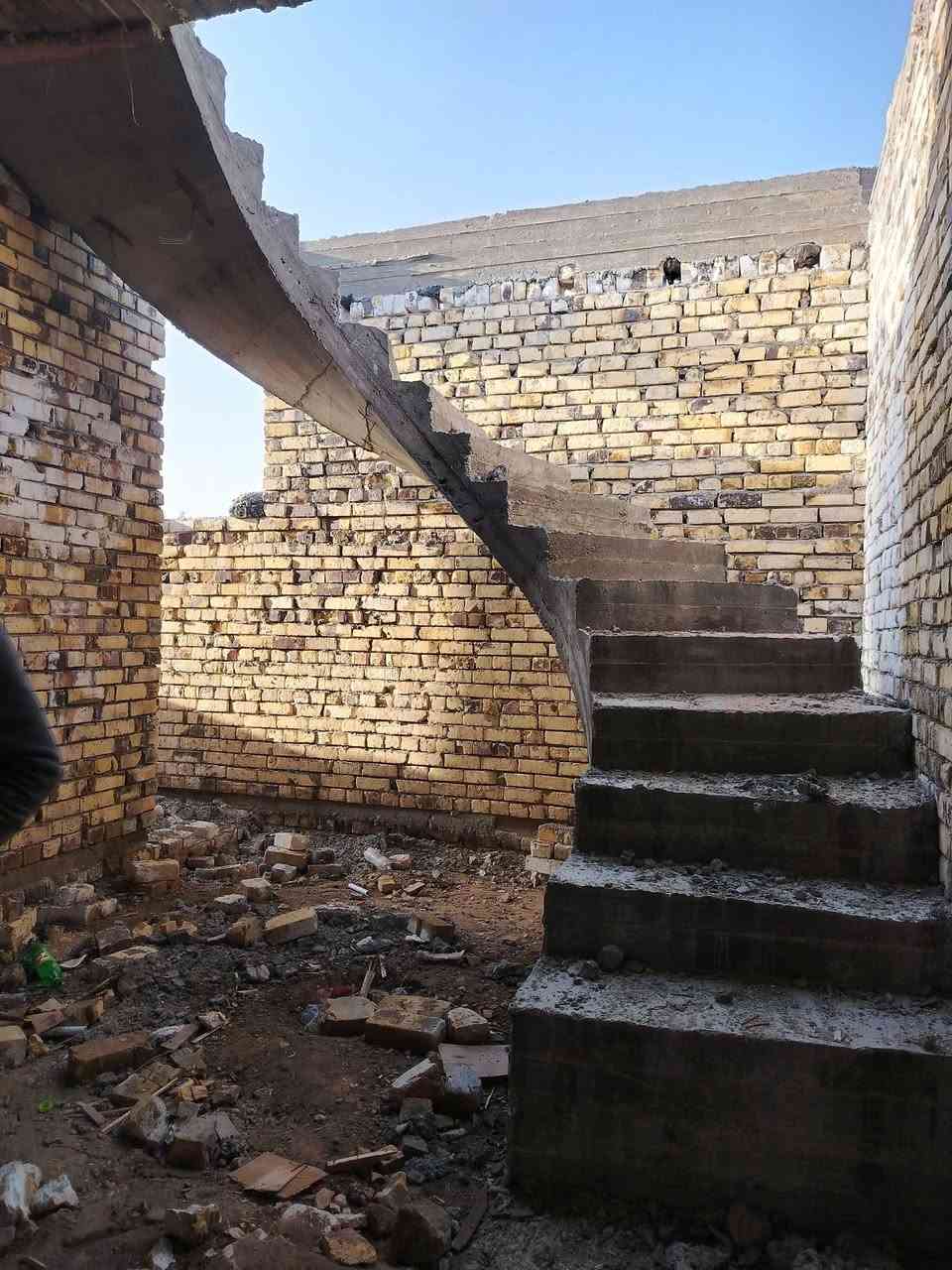 ابوياسر لمقاولات بناء وترميم بأسعار مناسبة
 مواد حسب اطلب
الاستفسار ***********
