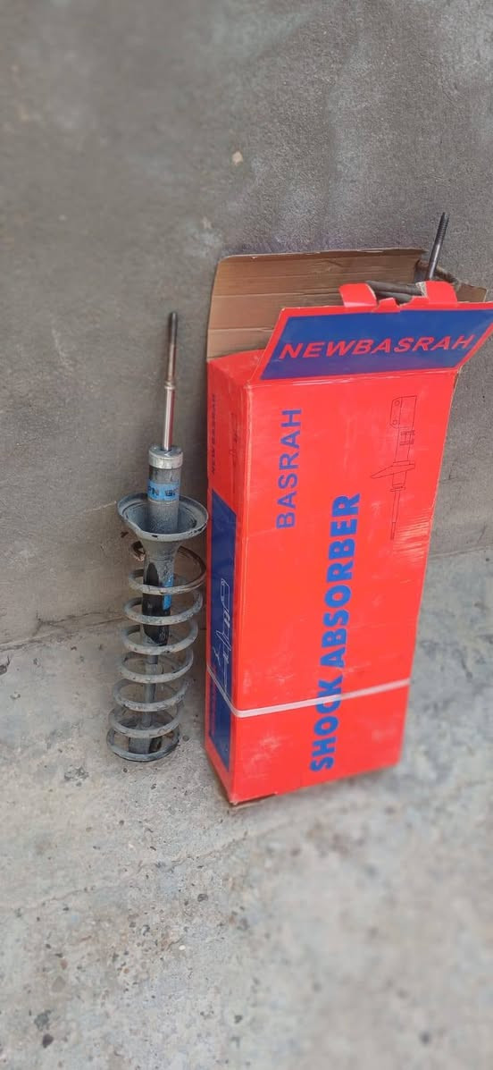 السلام عليكم
غراض طيبه 
دبلات خلفي 
لوي خلفي 
راديتر 
ساعه كيجات 
سطاب اكسن يمنه امامي هوه والفلنجه 
كربلاء طويريج 
***********
