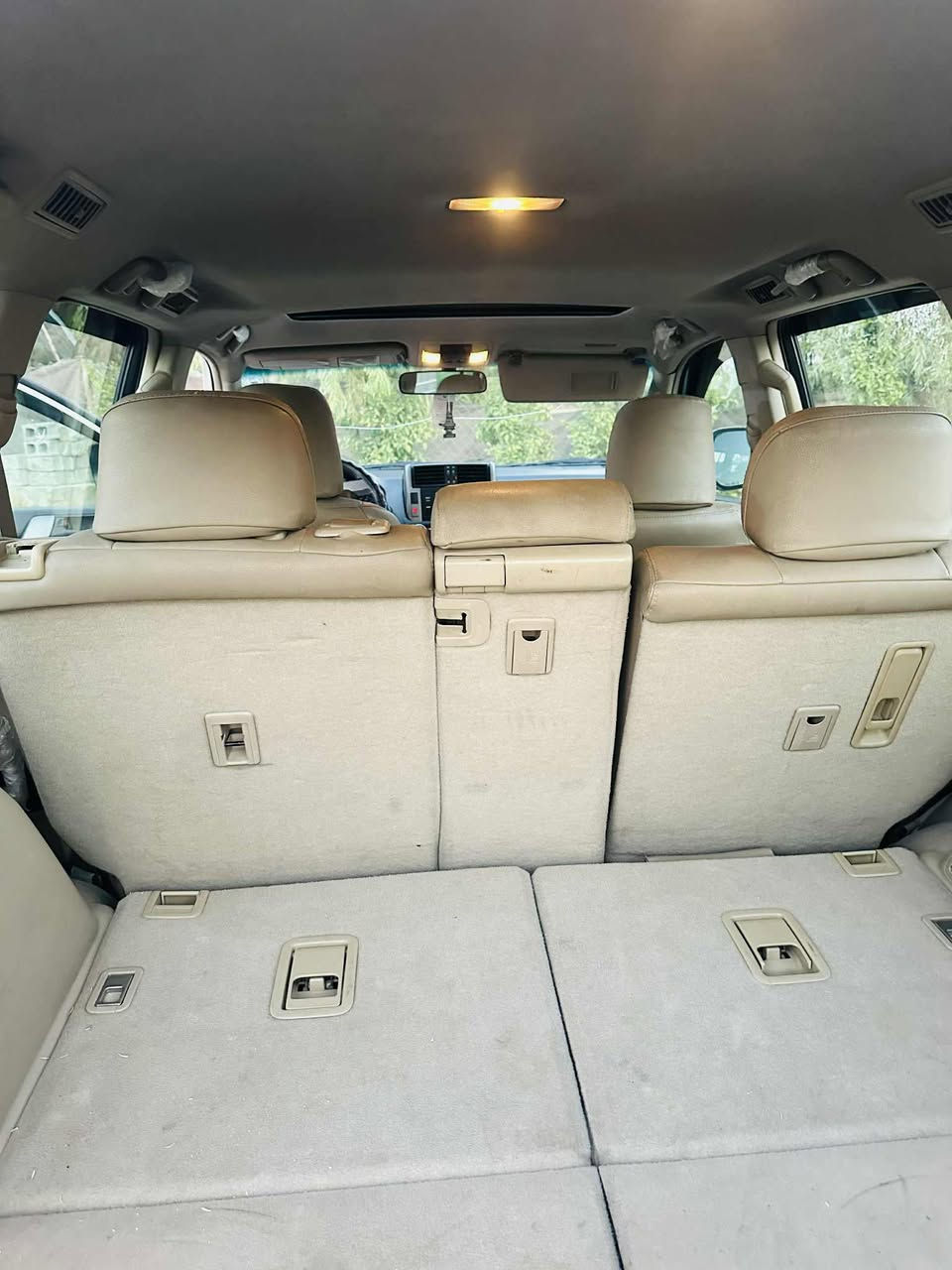 السلام عليكم
برادو 2011 tx
خليجي وكالة 
كويتي
رقم اربيل انگليزي باسمي
ماشية 180
فور ويل ودفلوك وسطي
8 ايرباگ
بصمة 
فتحة 
ثلاجة
تبريد كشنات
تبريد ٣ قطع
تبريد ٣ مناخات منفصلة
٧ راكب 
تحكم ستيرن جهتين
مري كهرباء شفط
كامرة خلفيه شاحن
بروجكتر لد
حساسات خلفية
سبير تعليگ
٥ ويل كب
دبل تانكي ١٥٠ لتر

‎السيارة مكفولة من الصبغ والبارد 

السعر 277وبيها مجال كلش بسيط 

مكاني بغداد تاجي 
***********
