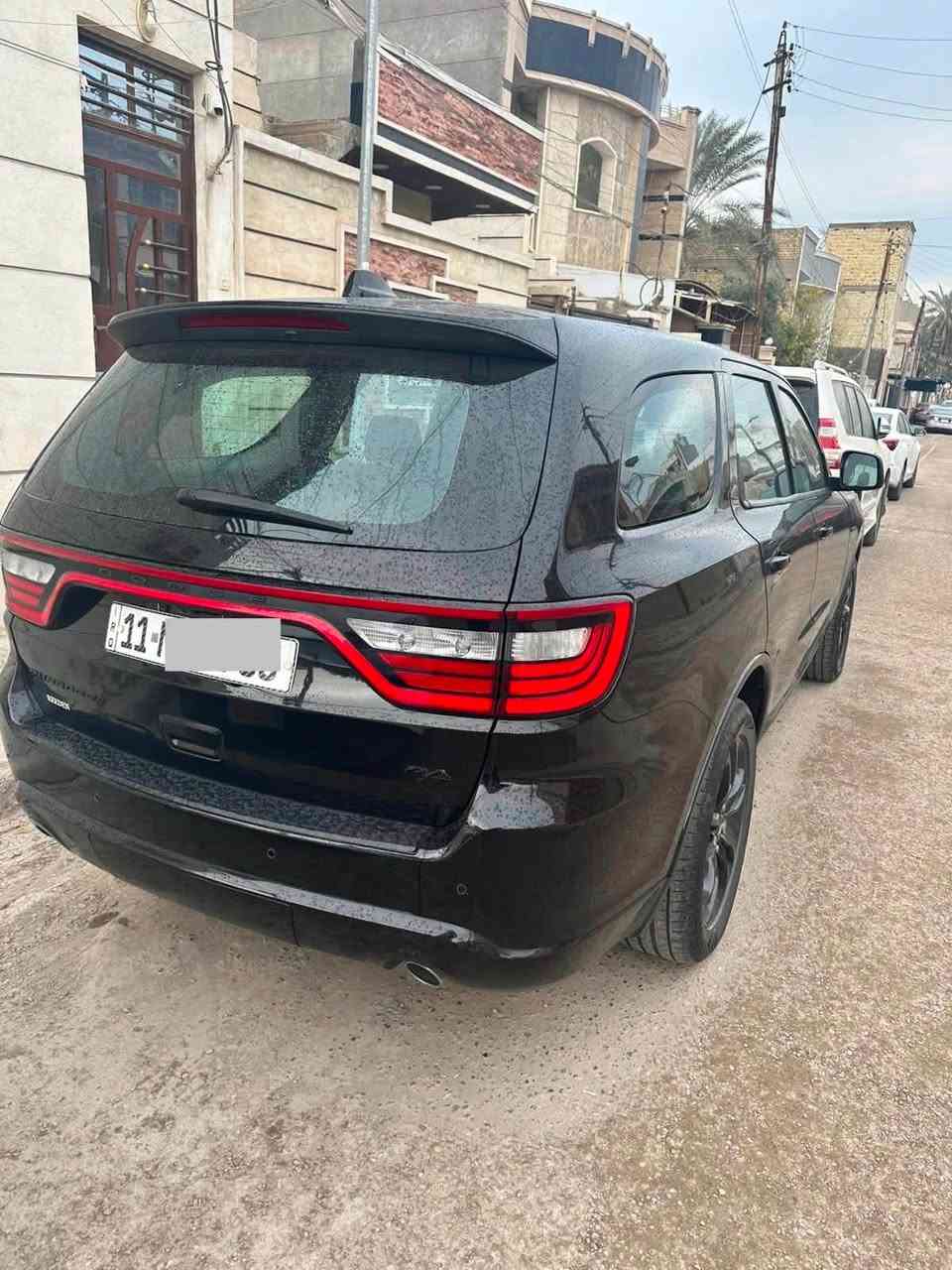للبيع | Dodge Durango R/T 2022 🔥
للبيع دودج دورانجو R/T موديل 2022، مواصفات أمريكية، سيارة نظيفة ومميزة.

✅ محرك HEMI 5.7L V8
✅ قير أوتوماتيك
✅ اللون: أسود
✅ مقاعد جلد
✅ مقاعد خلفية منفصلة (Captain Seats - VIP)
✅ فتحة سقف (Sunroof)
✅ Auto Stop/Start
✅ ممشى 65,000 ميل
✅ لوحة بغداد خصوصي
✅ مصبوغ قطعة واحدة فقط
✅ السيارة جاهزة للاستخدام ولا تحتاج أي مصروف.

ملاحظة: السيارة تعرضت لحادث في امريكا بدون دواخل 
الصور مرفقة 

💵 السعر المطلوب: 30,000 دولار (قابل للتفاوض )

📞 للتواصل: *********** واتس فقط
