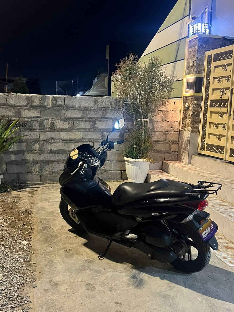 السلام عليكم pcx. للبيع كفاله شلعه ومعدل ما بيها برغي نقص مكينه 150cc  دراجه بلحقيقه احلى من صور 
ديالى بعقوبه السعر خاص ♥️
***********
