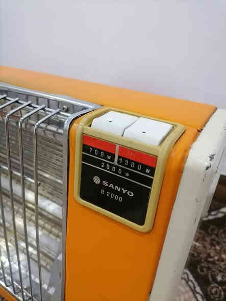 السلام عليكم ورحمة الله وبركاته جبنالكم تحفه فنيه من اندر النوادر صوبه سانيو كهرب شرط الشغل شرط النظافه كامله ما بيها نقص او عيب للبيع السعر خاص مكان موصل يوجد توصيل كافه محافظة العراق وهذا رقمي *********** موجود واتساب علاء هذا الرقم
