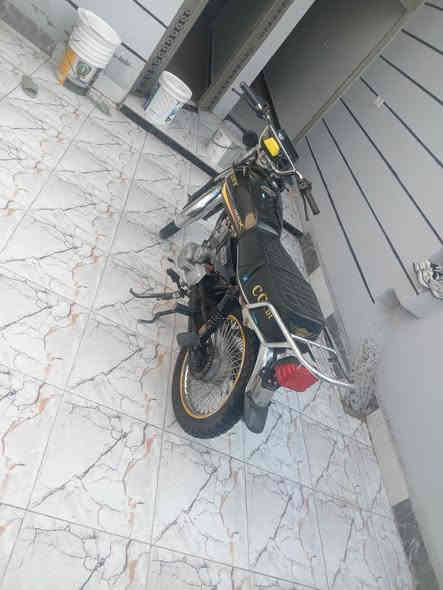 دراجه تجميع للبيع السعر ٢٧٥ الرقم للستفسار ***********
