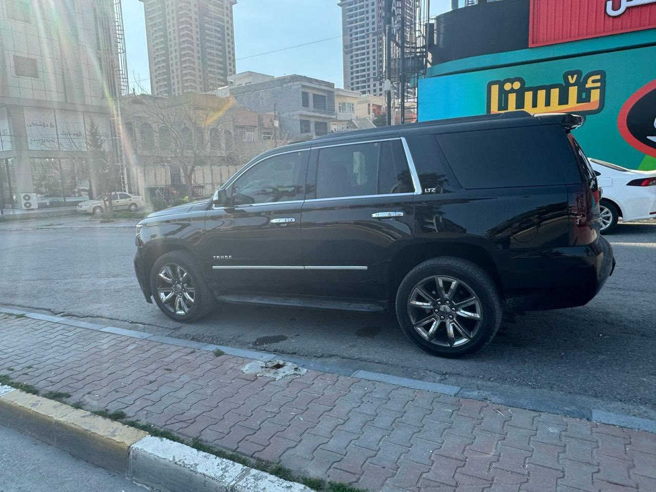 للبيع تاهو 2017
-مواصفات LT 1 المعروفة
- خليجي كفالة عامة وكالة المنصور
-رقم سليمانية جديد بأسمي تحويل مباشر ( هزة وسنوية شهر 12 / 2025 )
* تغليف نانو بنيد وبچم ومدگرين امامية وتكم ونصف القمارة .
- فتحة سقف ( سلايد روف )
- تشغيل عن بعد 
- كراسي كهرباء
- كرسي هزاز ( تحذير الرادار )
- حساسات امامي وخلفي
- تحديد مسار
- كروس سرعة
- كامرة خلفية
- جنطة كهرباء شفط
- شاشة قاصة
- شاشة خلفية بألسقف
- ثلاجة 
- تحكم ستيرن
- ويل 22 كروم مع تخم تاير جديد جداً
- وضع قيادة 4WD + 2WD
- سستم سماعات Bose
- نظام انزلاق
- لايت وكشاف امامي زنون
- وبعد بيها هواي مواصفات

عنوان السيارة - البصرة - المركز
السعر المطلوب ٣٦٥ وبيها مجال
للأستفسار التواصل على رقم الهاتف
***********
