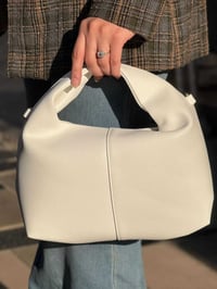 خدمة توصيل • اكسسوارات شخصية