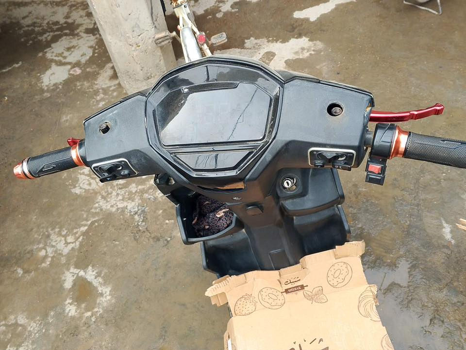 سلام عليكم دراجه شحن نوع سكنس مضلع موديل ٢٤للبيع

. ٦بطاريات ملف ٣٠٠٠ نضام ٣ سرع ناضام رجوع للخلف الدراجات
 نضيفه عوزهة بس كفر الكدام العالي مالهة موجود بطاريات 

زينات مكان شهداء ابو غريب إللبيع ٤٠٠وبيهة مجال للشراي


**إذا كنت صاحب هذا الإعلان وتريد حذفه لأي سبب، رجاءا أرسل رسالة إلى الدعم الفني**