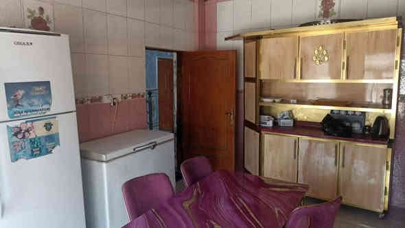 🏡 دار مؤثثة مفروشة للإيجار
دار سكنية مؤثثة بالكامل بمواصفات عالية،
المساحة 350 متر (ركن) تقع في منطقة الحر الصغير قرب سيطرة السواد.
   4 غرف نوم _ استقبال_ صالة _ مطبخ حديث
🌳 حديقة جميلة مع نافورة وشلال
💡 إضاءة خارجية فنية تضيف لمسة جمالية للبيت
   💰 الإيجار 750 الف بالشهر
📞 للإستفسار:
واتساب: ***********
إتصال: ***********
