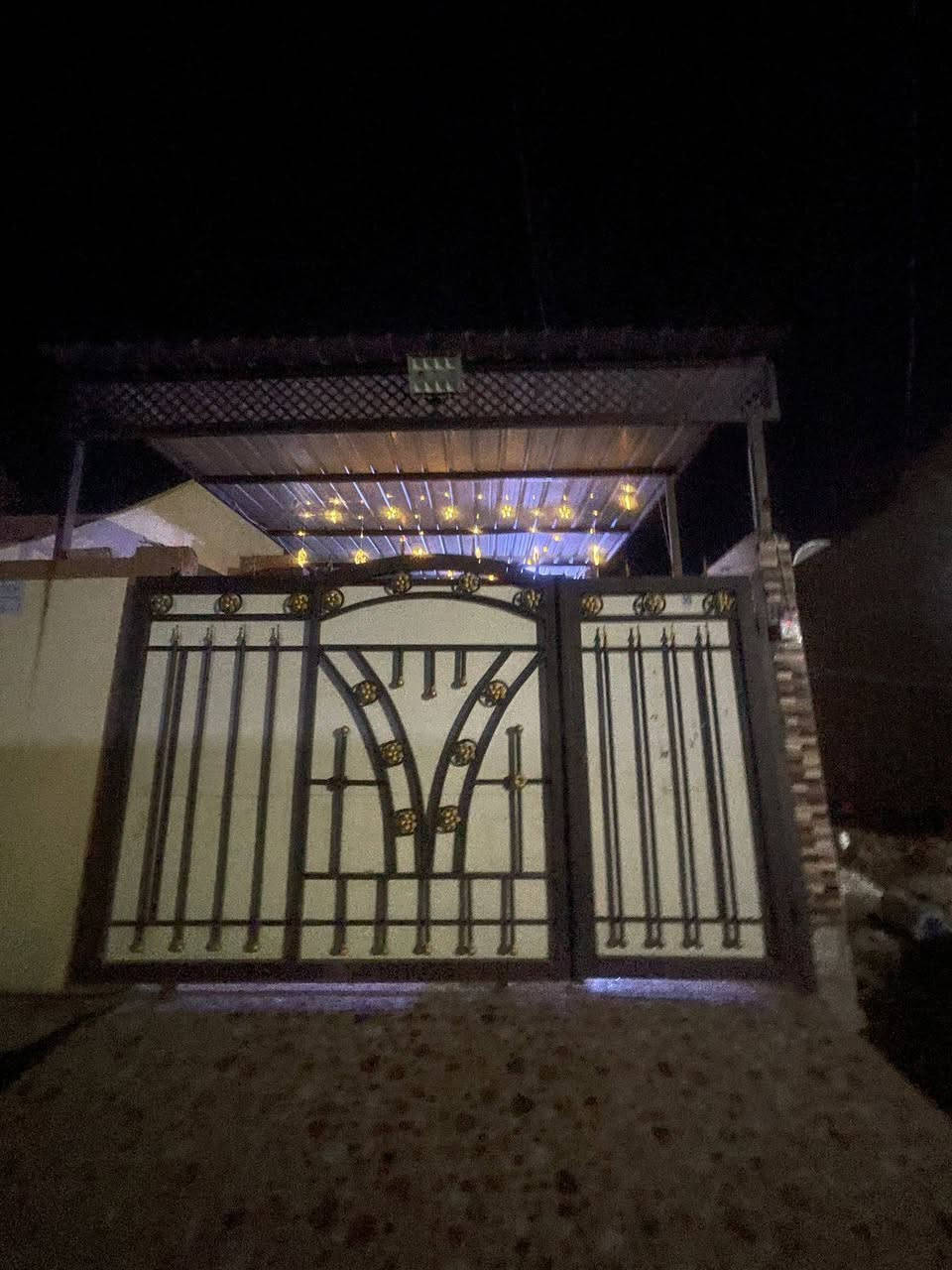 بيت 100م فول سيراميك سقف ثانوي للأيجار كركوك الفيلق قرب جامع السلام ***********
***********
