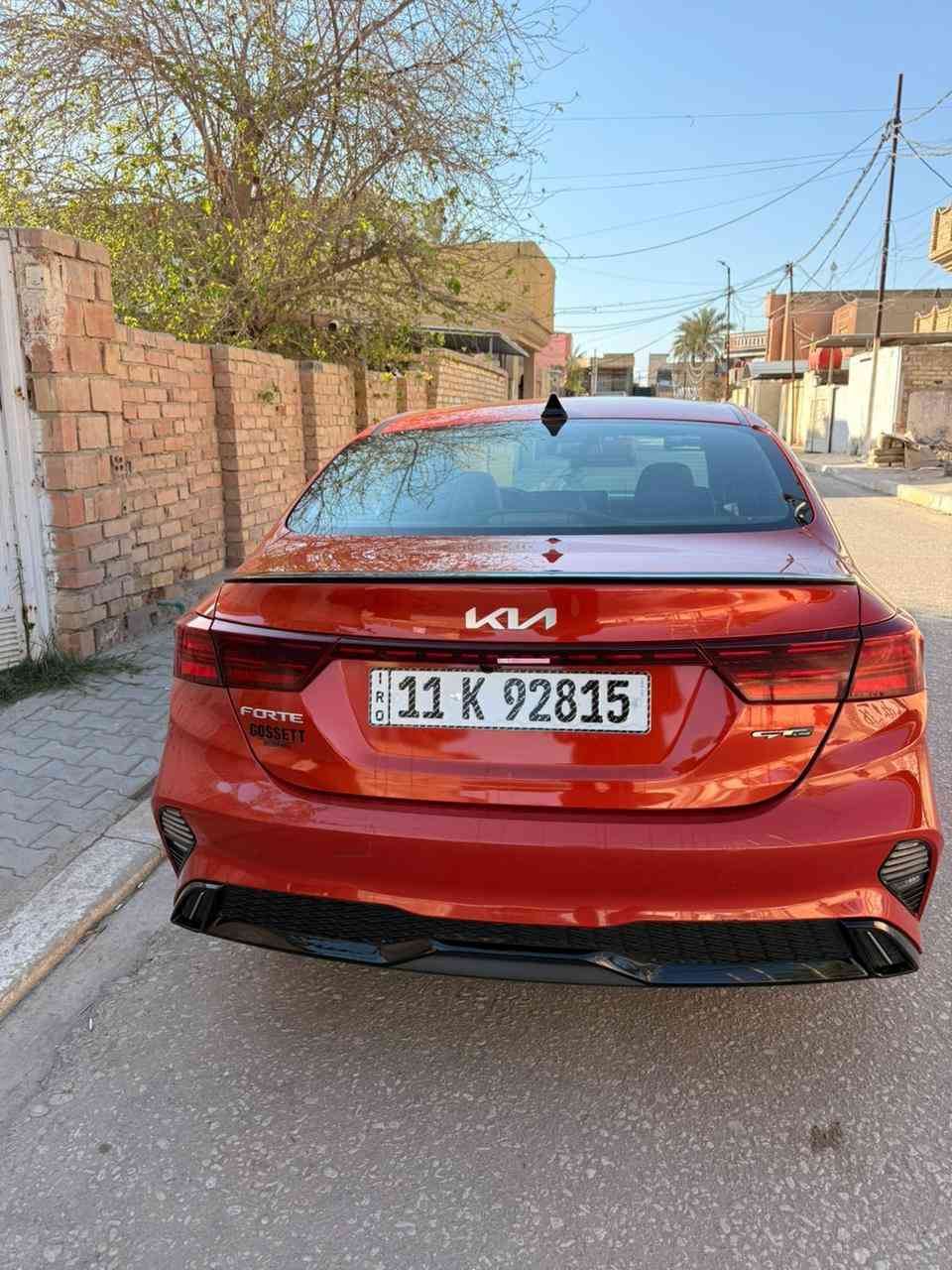 فورتي موديل ٢٣ لون مشمشي  حادثها خدوش موضح بالصور مواصفات بصمة تشغيل عن بعد شاشه كبيره رادارات أماميه وخلفيه وتوقف ذاتي وتحديد مسار ستيرن حرف D تبريد بيانو منفصل كشنات جلد ومخمل اشاير بالمري مري سود ودوسات سود ولد امامي خلفي وبلوجكترات وبعد هواي مواصفات ماذكرتهن ماشيه ٣٧ الف السعر ١٦٤ وبيها مجال بسيط للاستفسار ***********
