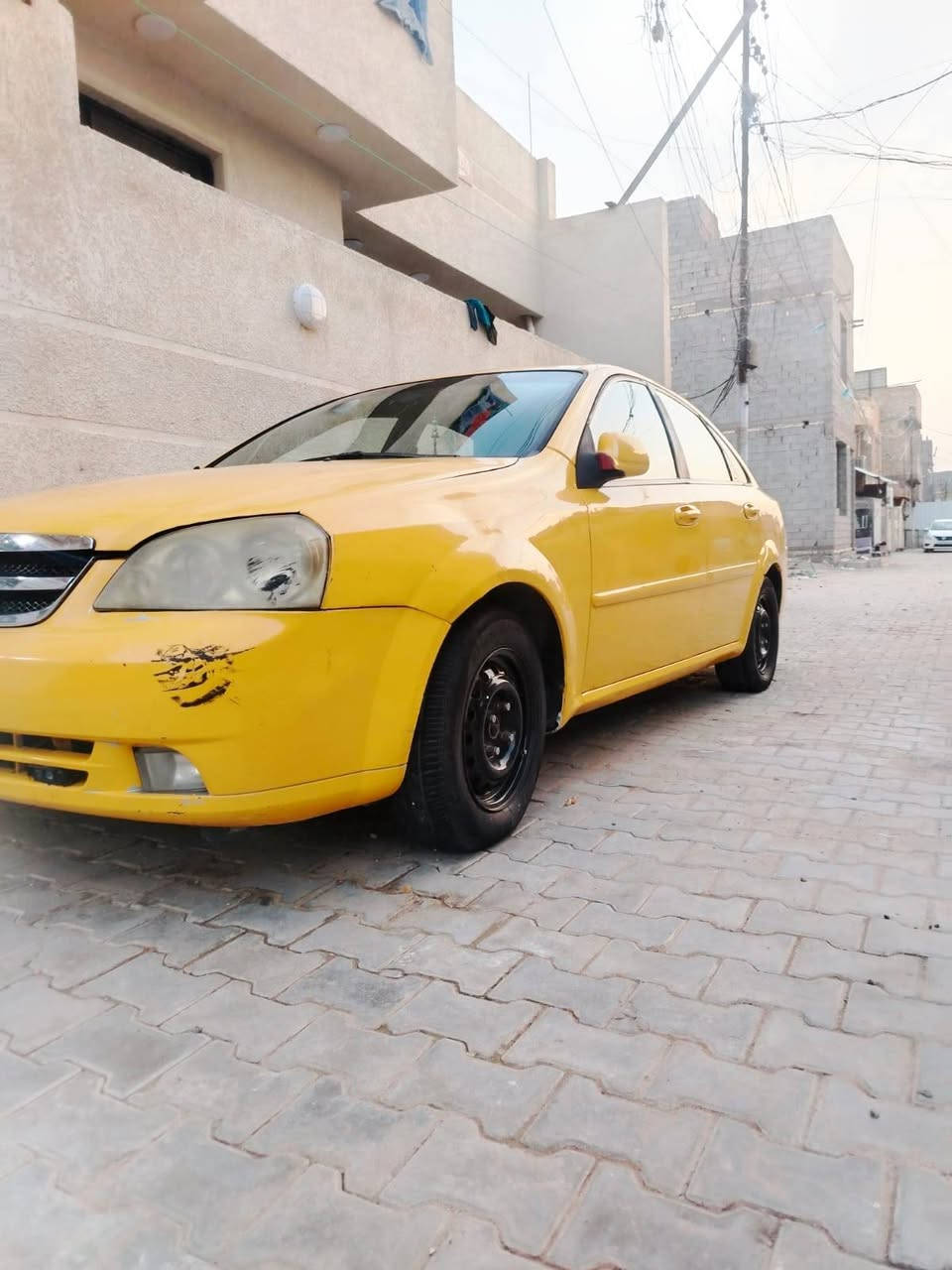 سلام عليكم سياره اوبتره للبيع السياره نضافه 95 بل ميه خير من الله تبريد حداديه خير من الله رقم بغداد نكليزي ماعليه كلشي لا هيه ولا غرامه السياره بيه منضومت غاز السعر 55 وبيه مجال للشراي ***********
