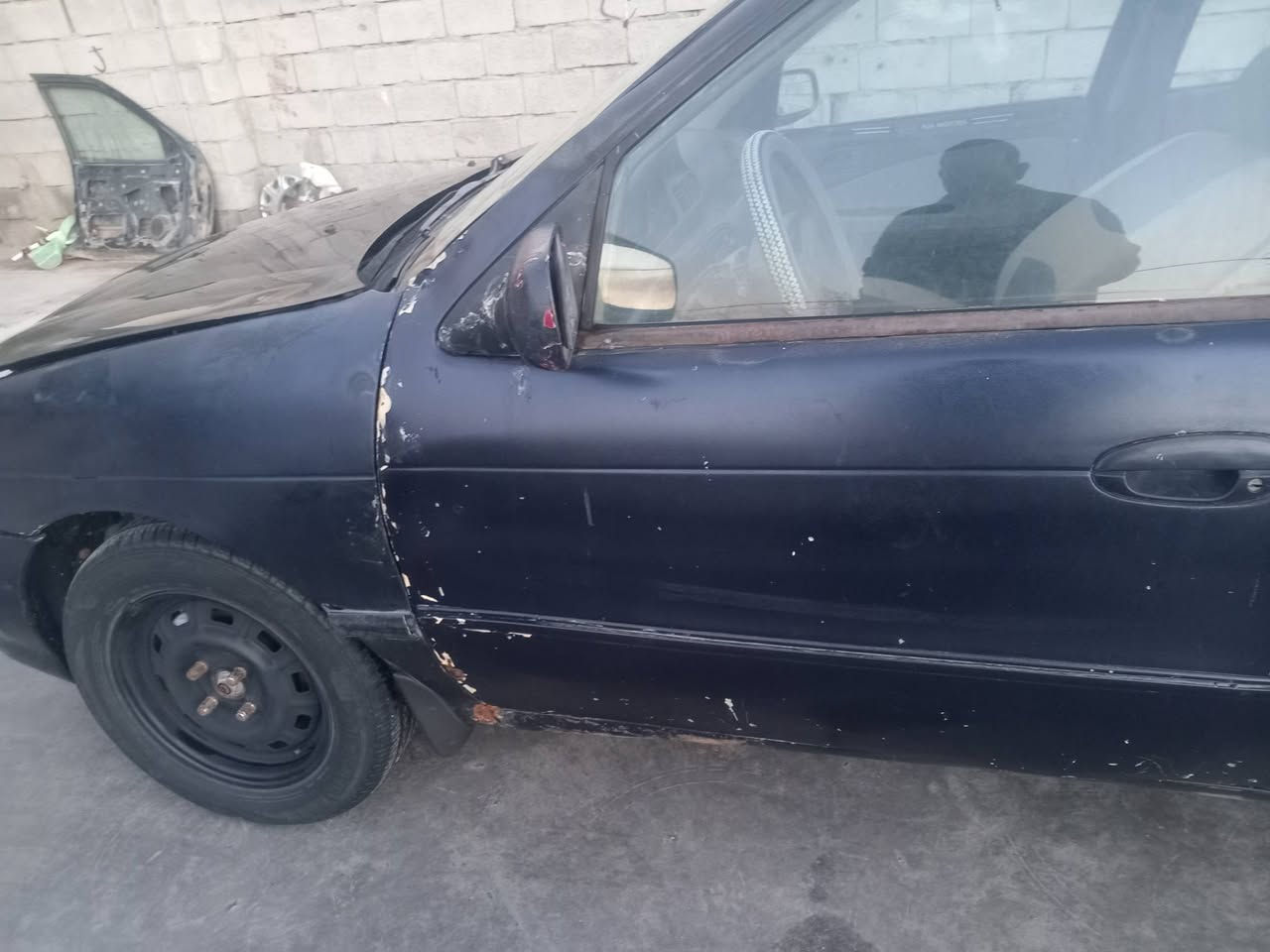 من رخصت الادمن للبيع كيا سيفيا ٩٥ رقم بغداد محرك مسكر كير عادي السياره نضيفه وحلوه بيه صفحه السايق مو حلوه تبريد شغال حداديه نضيفه داخل نضيف للاستفسار الاتصال على ***********مكاني واسط الزبيديه السعر ٢٨ ورقه
