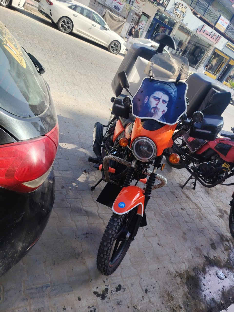 ابو دليفري قديم وعندي دايون موديل 24 واريد شغل بمطعم نظام يوميه زينه كون *********** النجف, العراق
