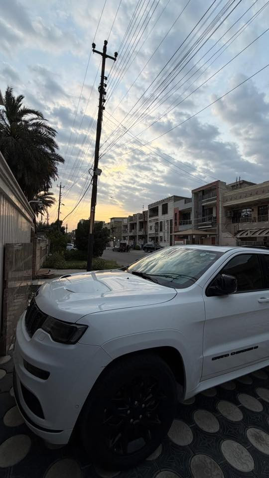 Jeep / السياره
فئة / S 

موديل / 2022

* وارد خليجي وكالة هارلم 

*ماشيه 25km

* السياره لون ابيض الداخل احمر 

 * فول مواصفات للأخير 

*السياره بيه PDR بالباب الي خلف الصدر 

رقم السياره اربيل 

السعر 170 شد وسبعين مستعجل على بيعه هسه ابيع
رقم صاحب السياره / ***********واتساب

