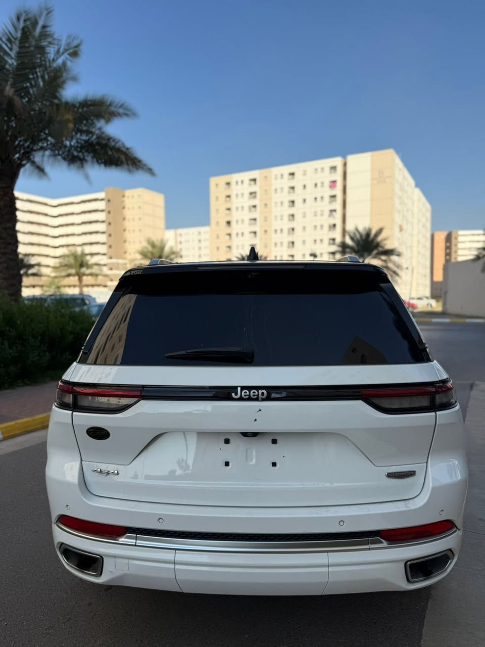 السلام عليكم للبيع جيب سومت موديل 2023 
الضرر صبغ ربع البنيد الامامية فقط الباقي مكفول 
صور الحادث مرفقة بلمنشور 

🔸🔸مواصفات 🔸🔸
أعلى فئة بلجيب فل 1/1 
تو كلر سقف اسود 
جكات 
8 كامرات محيطية
4 رادارات
بنوراما 
3 شاشات 
كراسي هزاز مساج 
كراسي جلد سومت 
كراسي كهرباء 4 حركات 
مري كهرباء 
كامرة حرارية دشبول 
دادشو عداد 
تدفئة + تبريد مقاعد
شاحن وايرليس
صندوق كهرباء 
ستيرن كهرباء 
شفتات رياضية مقود 
تدفئة مقود 
مستشعر وقوف خلفي 
رادار جانبي 
ويل 20 كروم 
قطتعين تبريد
3 وضعيات قيادة 
هاند بريك بصمة 
تحديد مسار 
لايتات فل زنون 
الكراسي الخلفية الكل كهرباء
هواي مواصفات بعد بيه معروفه سومت
السياره بدون رقم فحص
تترقم اربيل 
السعر 325$ بيها مجال بصيط
العنوان بغداد جسر ديالى الجديد 
تقاطع 9 نيسان
الاستفسار ***********
ابو محمد الشمري
