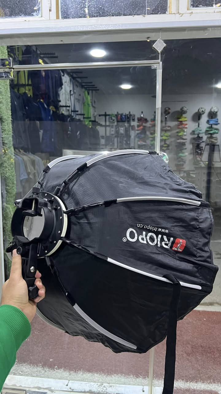 سوفت بوكس اخر قطعه متوفره عندي
للحجز خاص او واتساب/ ***********
