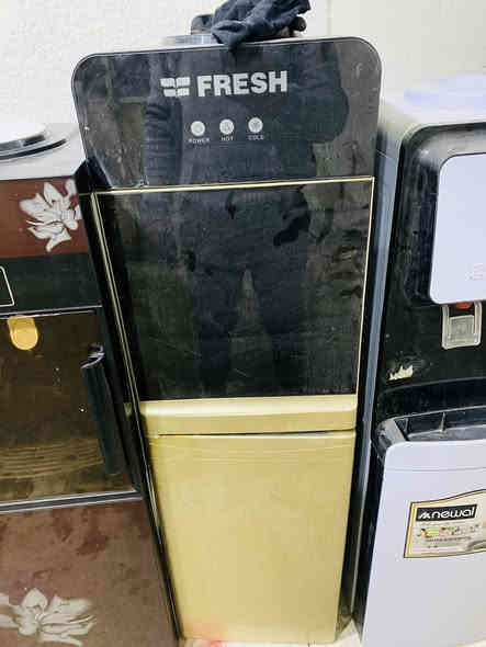 سعر غساله وحده قفل 60
سعر البراد الواحد 60 
مجمده سعر 90 
ثلاجه سعر 50
حله باب المشهد 
بيهن مراوس 
***********
