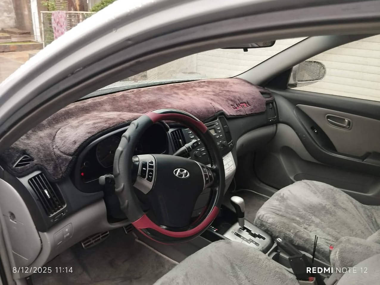 Slawy xwa la hamw laayk 
Honda avanty 2007 brawa
Fula bas slayt nya
Hamw gyany bashart chrkay tyay nya
4tayaw wyly lok loky la zhera
Tabryty sardw karm mazbwt
Nwqstany nya ba kwrdyakay
 
Froshtnw gorynawa
Bas ba shayna 
*********** 

Admin gyan warykra
