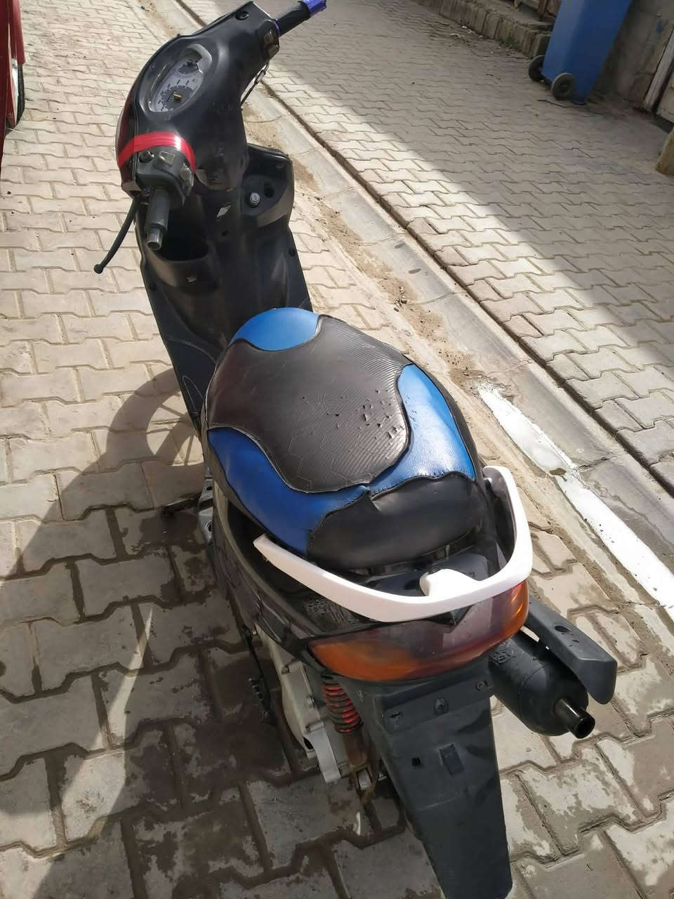 السلام عليكم دراجه ماكس للبيع بيه عطل ولفات بس السعر 150 وبيه مجال بصيط لمكان الزعفرانيه


**إذا كنت صاحب هذا الإعلان وتريد حذفه لأي سبب، رجاءا أرسل رسالة إلى الدعم الفني**