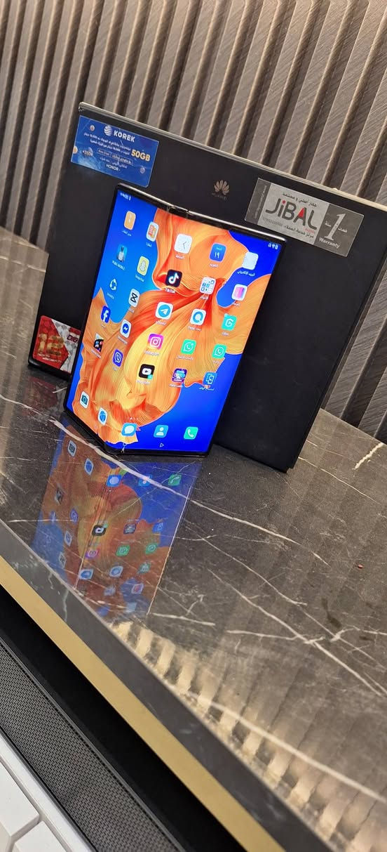 Huawei Mate Xs
الذاكر 512

الرام 8

يشغل بوبجي 120فريم 

جهاز نضيف لوك 

جهاز بي 3 شاشات

جهاذ دبل سيم 

نضيف لوك 

غراضو كامل 

سعر 800الف بي مجال 

***********
***********
