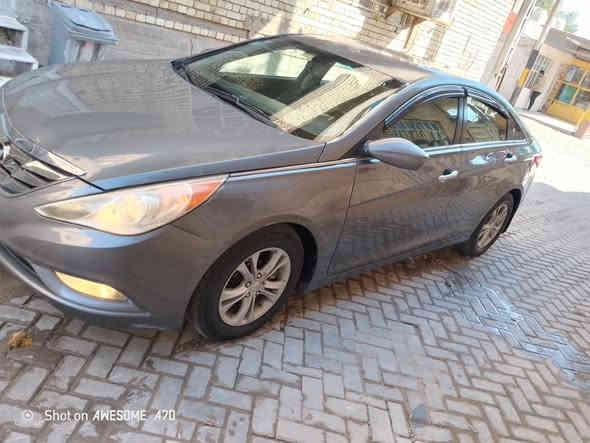 السلام عليكم سياره مديل 2011 هونداي سوناتا امريكي حادثها جاملغ صفحة السايق الامامي ضربة خارجية مواصله للداخل كير ومكينه حدادية وصدر وتبريد خير من الله كهربائات كلها شغاله السياره جاهزة تحويل فوري عنواني بغداد مدينه الصدر قطاع 4 رقم الهاتف *********** السعر 95ورقة
