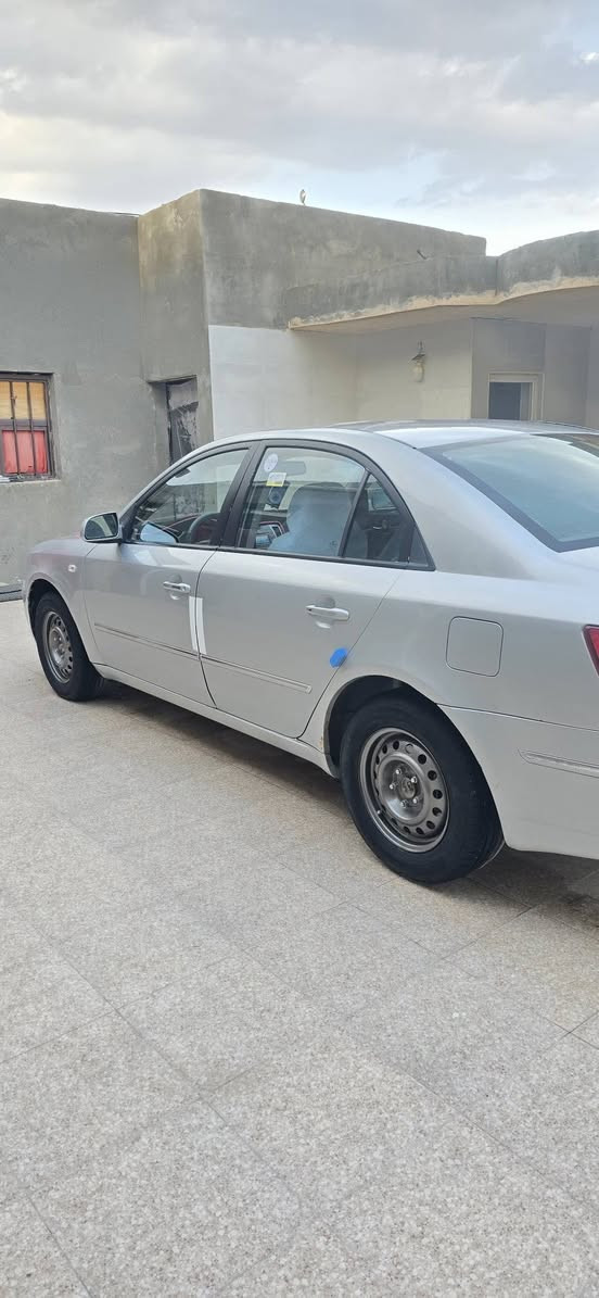 السلام عليكم ورحمة اللّٰه وبركاتة
سوناتا طك فلين موديل 2011
*دخول جديد فول موصفات ماعده الفتحه 
*ادوات ادوات متوئمة ع الشاصي طبق الاصل 
*مكينه 2000 دوش المرغوب 
*كصة جنطة شغل درجة اولى باجات 
* متومة رقم بغداد انكليزي شرط الحاسبة
*وكاله بسم المشتري 
*سنوية ام الفسفوره شرط اصليه
*السيارة جاهزة وبدون اي نقص 
*كير مكينة تبريد تدفئة كفاله
*حداديه 100/100 شرط
* مكان السيارة ذي قار
*السعر 50 ومجال قليل حك الجيه
لاتصال///***********
