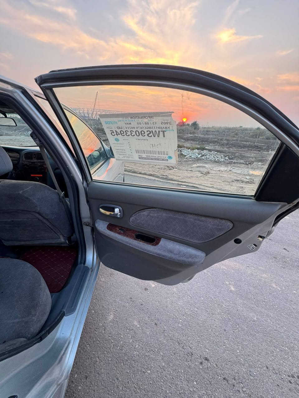 السلام عليكم. : للأستفسار ***********
سوناته موديل 2000 الون سلفر رقم بصره مشروع وطني سنويه لل 2029 / تحويل مباشر / مكينه مال كامري 2200 أبو الجف مكينه وكير كارتون حداديه جديده كهربائيات كله شغاله السياره مصبوغه عام مابيها اي نقص  مكفوله من العيب الشرعي والأصوليات والضربه القويه 
السعر (48) مكان السياره الناصرية / غراف
