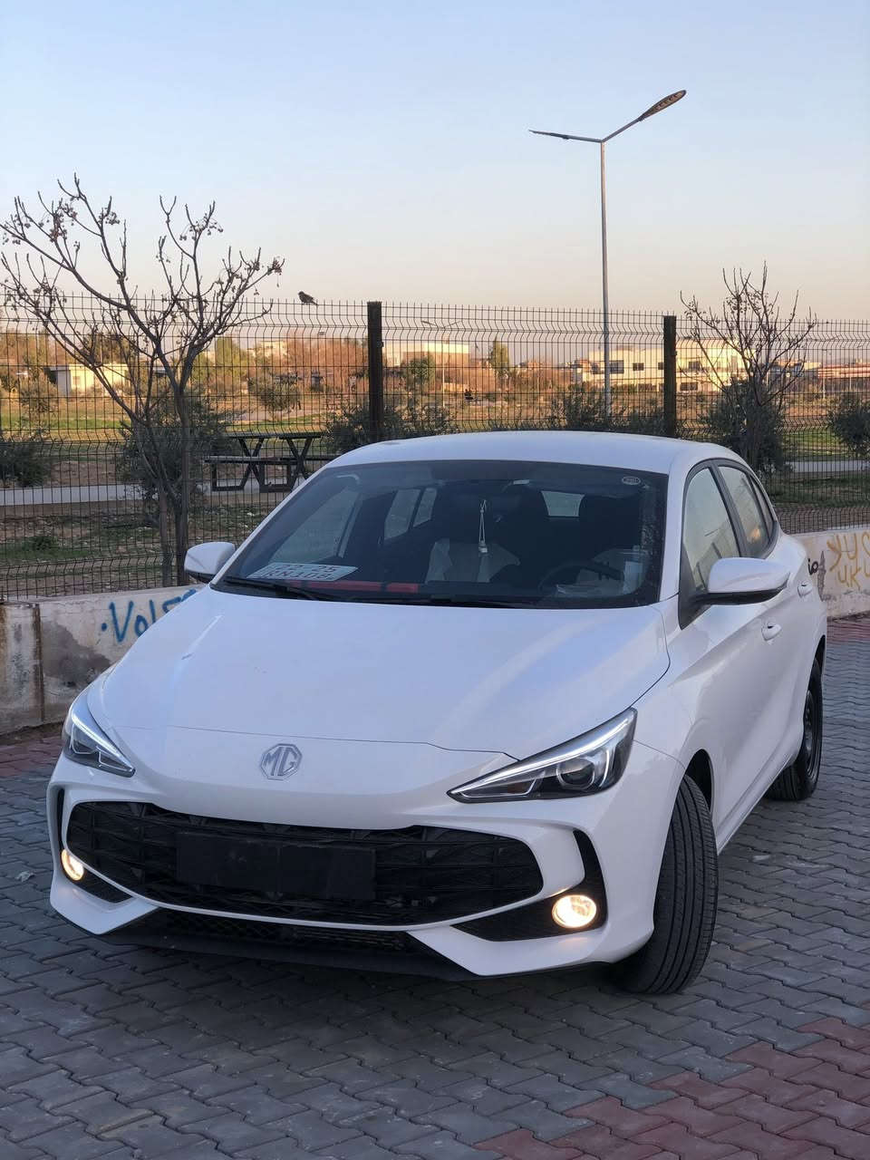 2026…mg3….1 hazar roshtw
Froshtn yan gorenawa 
*********** 
Zamana
