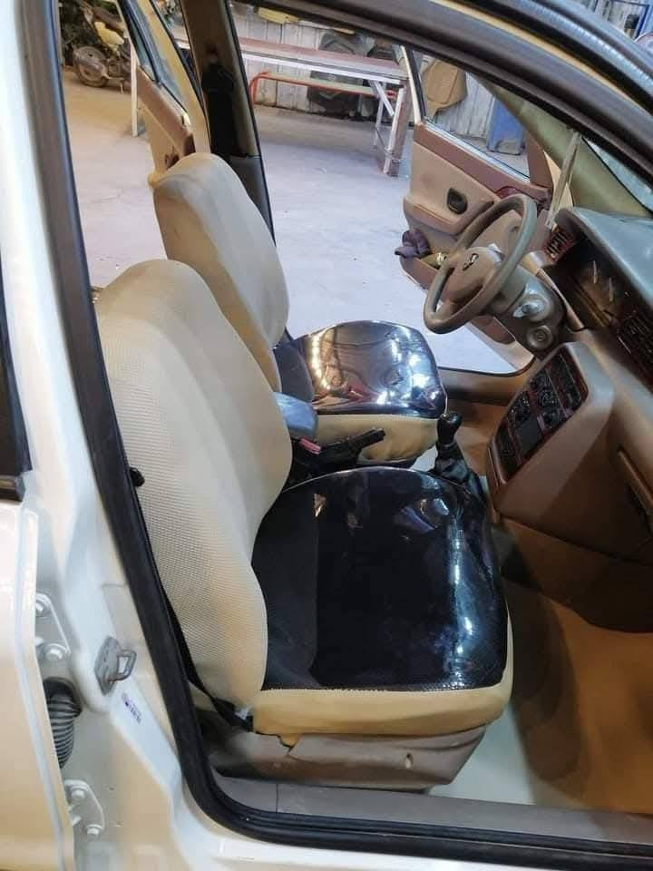 عمل تغليف كشنات فصال اوجاهز تغليف ارضية تغليف تنتة تغليف فابلون تغليف نايلون حراري اوجاهز  بيبان كافة سيارات المدنية والعسكرية
العنوان/ بغداد منطقه الشعب حي التجار نهايه شارع الاسواق المركزيه مقابل نادي العربي 
*********** 
***********
‏‏
