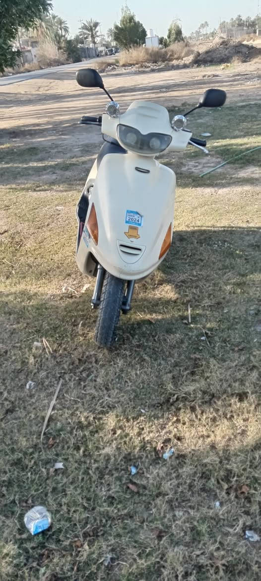 دراجه فراشه البيع نقصه بس باتري كربلاء طوريج***********
