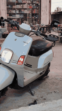 دراجه بوليسي 700وبيهه مجال مامفتوح دراجه كامله كشما عوزهه مكاني ناصريه هاذا رقمي ***********5
