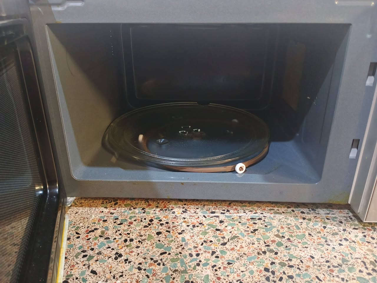 للبيع


**إذا كنت صاحب هذا الإعلان وتريد حذفه لأي سبب، رجاءا أرسل رسالة إلى الدعم الفني**