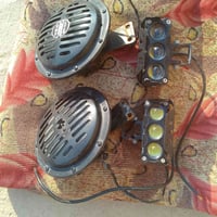 كشافات اصليه انتهت بنكه لبيع وهرنات بوش درجه اولى وهاذه رقمي 078239069...