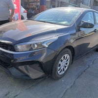 سيراتو خليجي موديل ٢٣ رقم بغداد سياره كفاله عامه عله وضع شركه ماشيه ٣٥...