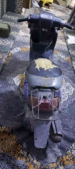 للبيع دراجه منغولي ام السلة دراجه هندر واحد كهربائيات كلة شغال نفص باتري السويج ضايع يرادلها سويج ولشاصي ملحوم مكينة زينة السعر 150 بيهة مجال حك الجية مكاني كربلاء حي الغدير يم الصورة للتصال *********** متواجد واتساب كذالك
