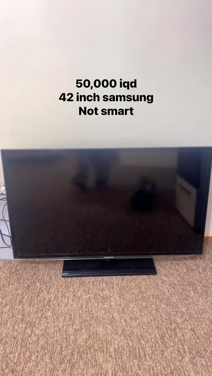 House items up for urgent sale. All prices are mentioned on pictures. Location is Empire Royal apartments.
Dm for details


**إذا كنت صاحب هذا الإعلان وتريد حذفه لأي سبب، رجاءا أرسل رسالة إلى الدعم الفني**