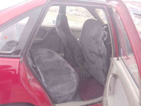 السلام عليكم اوبل موديل90كلش نضيفه رقم سليمانيه 
وسياره مصبوغه جماليه الكهربائيات كله شغاله كير اوتو ماتيك مكينه20 سنويه 2028 اله تنتهي تريد وكاله او تحويل نفس اليوم السعر42 وبي مجال قليل. مكان داقوق والموشراي لايدخل.. الرقم *********** مراسه ماجاوب بس اتصال
