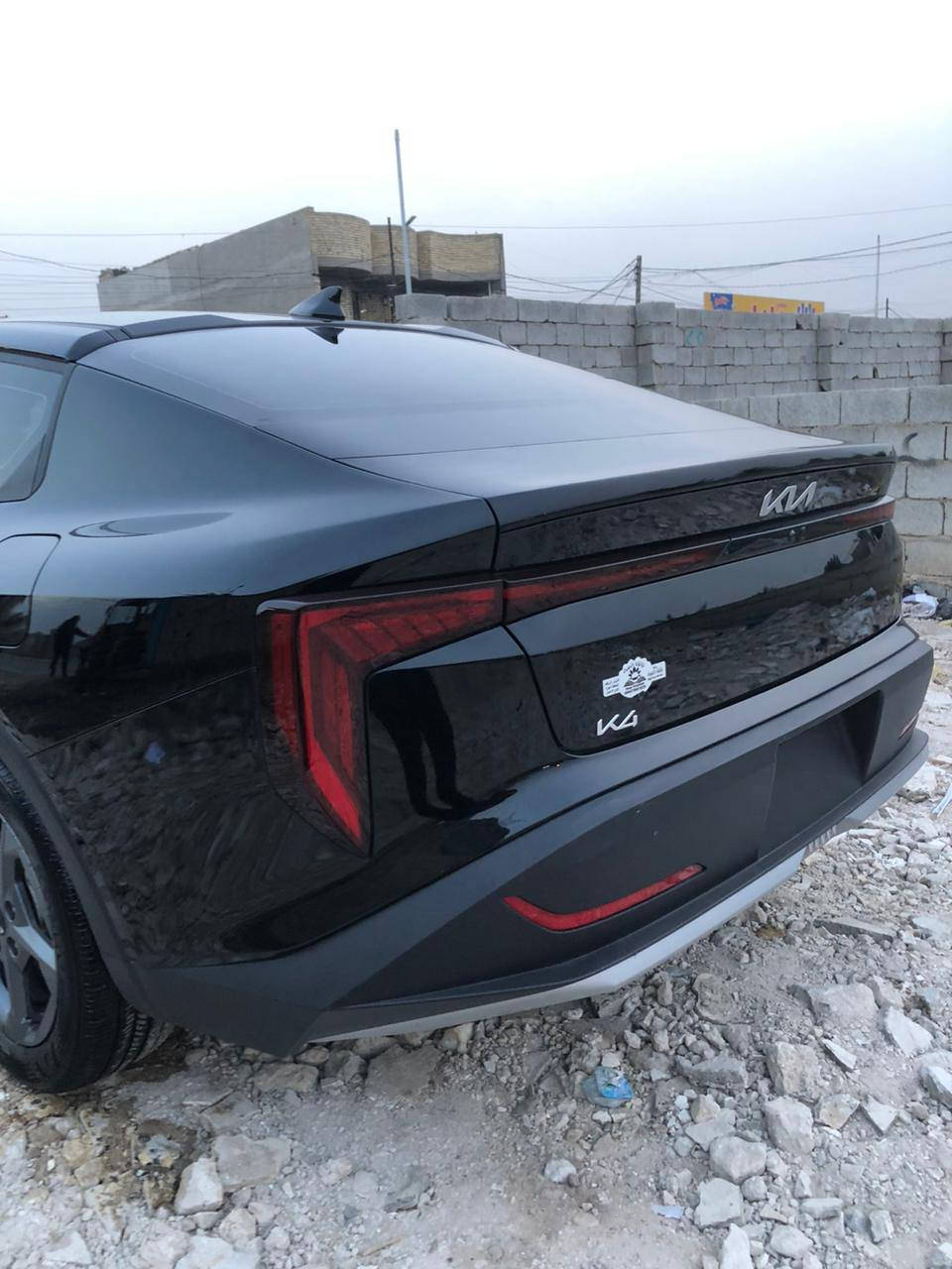 سلام عليكم K4للبيع موديل 2025  ليبل واحد  صبغ بنيد و جوملغ صوره الحادث موضح بل صور ارقم الهاتف ***********
