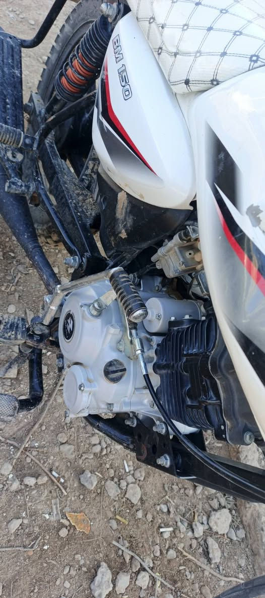 دراجة بوكسر موديل 2023مكفوله كفاله عامه رقم وسنويه باسمي السعر مليونين ***********
