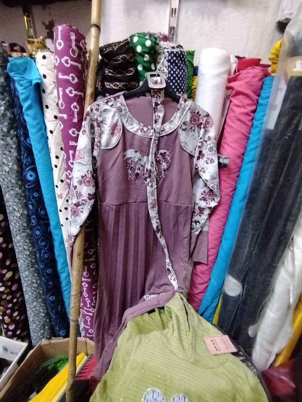 نفانيف امحير القطعه ٥٠٠٠  المكان الحي العسكري خلف الروضه مقابل الصوره


**إذا كنت صاحب هذا الإعلان وتريد حذفه لأي سبب، رجاءا أرسل رسالة إلى الدعم الفني**