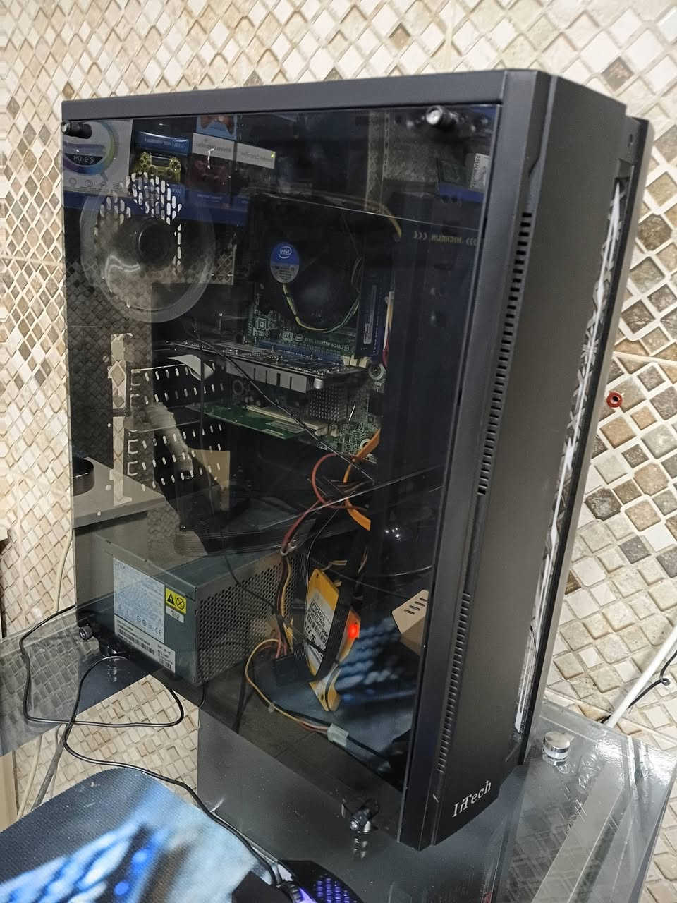 كمبيوتر  gaming

i5  تاني جيل 
8GB DDR 3
SSD 256GB

مع شاشة LG 
و كيبورد و ماوس

السعر 135


**إذا كنت صاحب هذا الإعلان وتريد حذفه لأي سبب، رجاءا أرسل رسالة إلى الدعم الفني**