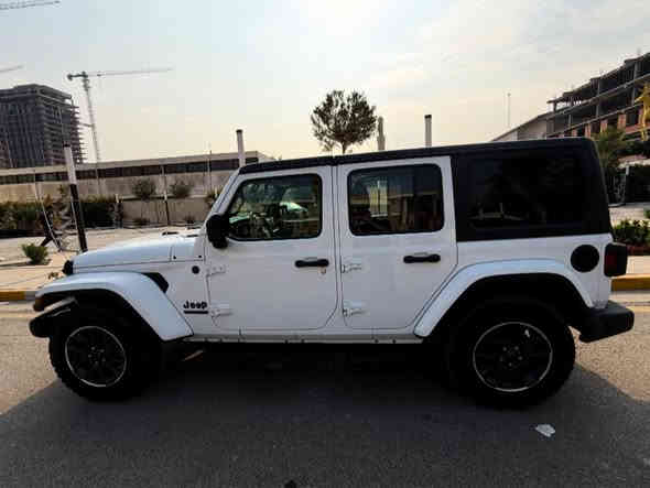 السلام عليكم
جيب دانگلر  ثمانينة  فول مواصفات  للبيع

موديل 2021

حادثها بسيط چاملغ وبنيد مبدل لون بدون دواخل بدون شاصي بدون لغد  صور الحادث موجوده

4 سلندر  تيربو   🚀🚀

ماشي 77 الف

داخل جلد اسود

سماعات الباين

مختمه من الداخل ثمانينة

شاشة چبيرة

وباقي مواصفات معروفه

رقم بغداد تحويل ثاني يوم

مكفولة كير ومكينة

مكان السياره الشالجية

للاستفسار

***********

— مع ‏‎Ali Mohammad‎‏.
