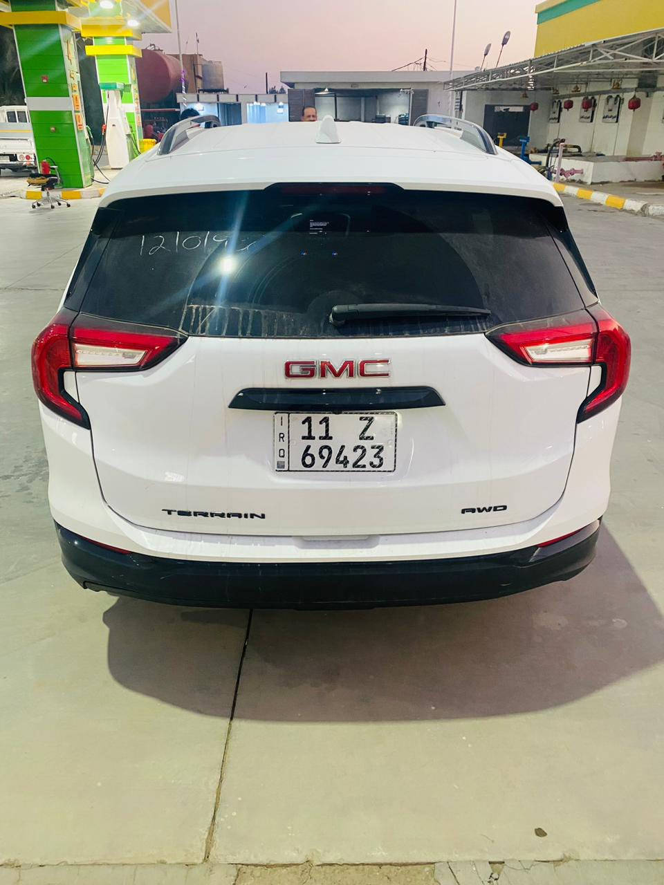 السلام عليكم  GMC تيران 2023 للبيع فئهSLE الحادث والمواصفات موضحه في الصور العنوان واسط /الصويره 
السعر 195$ 
للاستفسار الاتصال على الرقم /***********
