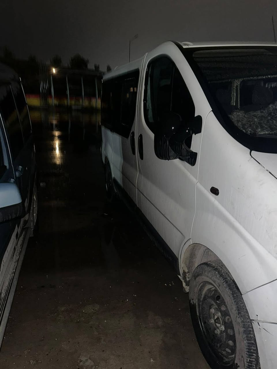 اوبل فيفارو موديل 2011سياره كاز  سياره كفاله ولا سبغ ولا بارد ره م سنويه جديد  تحويل تاني يوم  سياره اسمي سعر 90وه ره قه مجال  مكان زاخو *********** واستاب فايبر موجود
