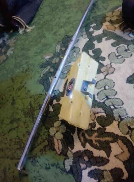 سلام عليكم علامه تكسي أصليه كامله هيه ولبوري وراسطه مال مغناطيس ونشرتهة وإيرات كامله يعني تنشد ع سياره وع التكتك السعر 40 مكاني مدينه الصدر واتساب ***********
