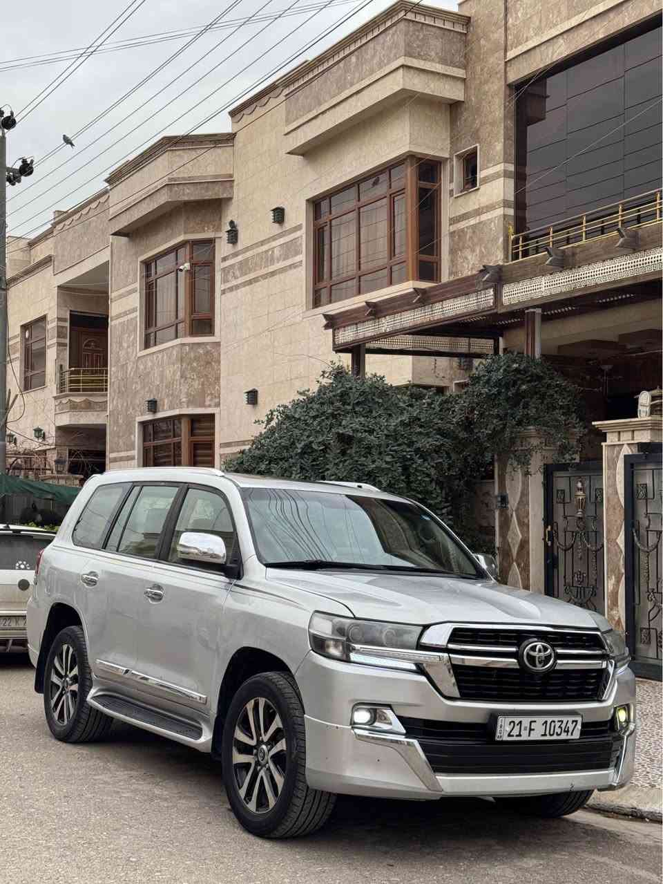 وةنةوشة موديل 2009 كامل كراوة بة 2021دةري و ژوريي سيارةكةي زور توندو تول و بي مةسرةفة هةموو شتيكي نوية  تازة كامل  سيرفزي بو كراوة گير مةكينة بةشةرت چركةي تيدانية 217هةزار  كم رويشتية سيارةكة حيزامة سقف و شاني بي سبوغ بي تةعديل پشت و پيش كةبس ئيرباگ بةشةرت نةتةقية سيارةكة وةك ئةوة واية هيجي نةبي  
سعر:-254
ژ.م:-*********** أربيل, العراق
