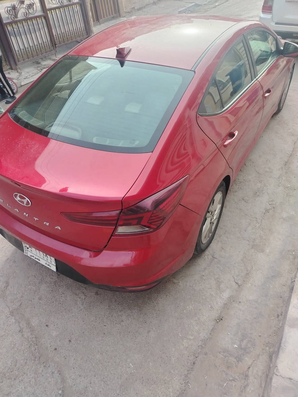 السلام عليكم 
النترا 2020 وارد أمريكي بدون ايرباك للبيع مواصفات نص فول تبديل قطعه وحده فقط السعر ١٣٠ وبيه مجال مكاني بغداد الدوره للاستفسار ***********
