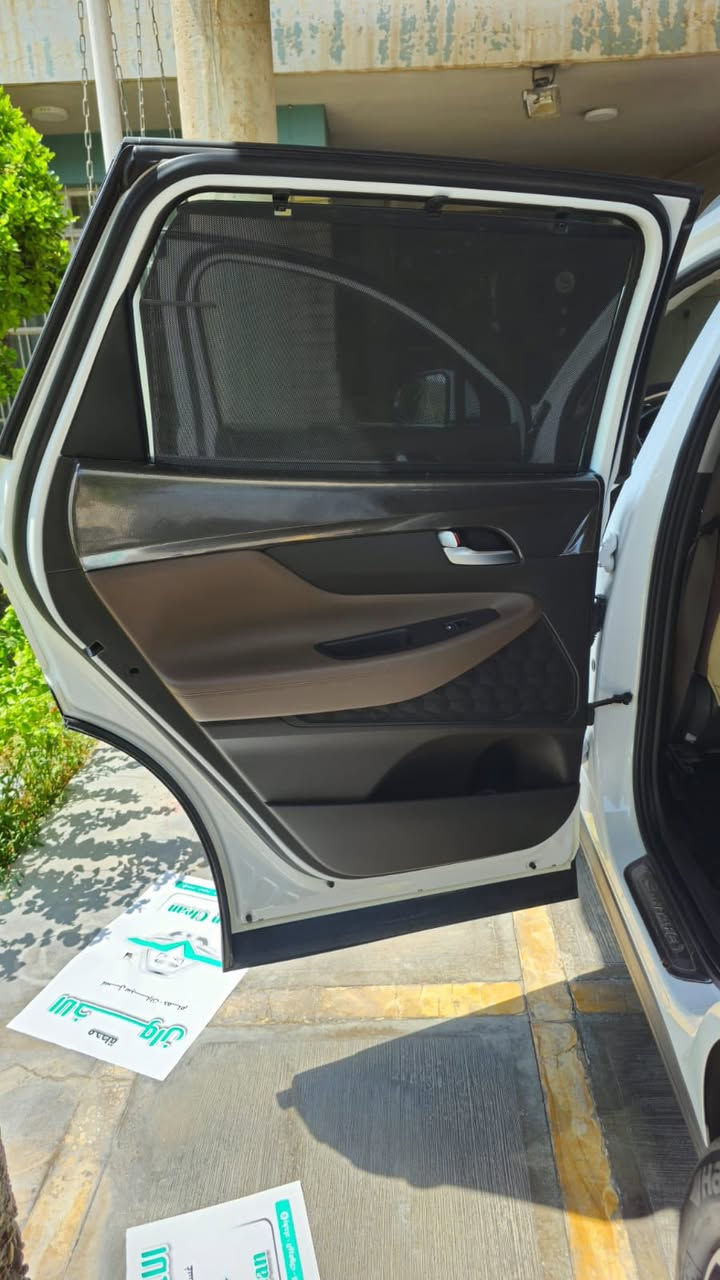 سنتافي خليجي ٦ سلندر ٧ راكب محرك ٣٥٠٠ موديل 2020 السيارة ماشية 100 الف
_تشغيل عن بعد
_صندوق كهرباء ذكي يفتح عند التقرب من السيارة 
_حساسات امامي خلفي 
_ويل كب 19
_تشغيل عن بعد 
_3قطع تبريد 
_4نظام قيادة
_شاحن واير ليس 
_انارة لد بل مراية والمقبض 
_مري شفط 
_شاشة ابل كار بلي 
_تريد بيانو منفصل 
_كشنات كهرباء 
_ثلاجة 

السيارة مكفولة كفالة عامة عادة بارد اقل الشبر باب السيايق ومسوي بيدي ار 
مكان السيارة اليرموك 4 شوراع 
 *********** وبي وات ساب
