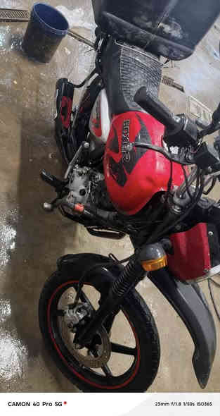 للبيع رقم واسط
بـمليون و700
*********** واتساب
