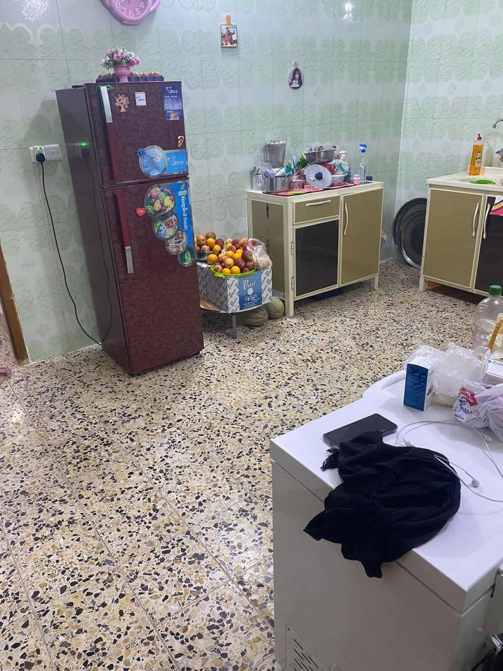 سلام عليكم للبيع بيت 100متر  🏠 في السده الجديده قرب ساحه زمن طابق ونص طابو صرف بيت نضيف للستفسار 

‭ ٠٧٧١ ٧٩٢ ٥٧٩٤‬
