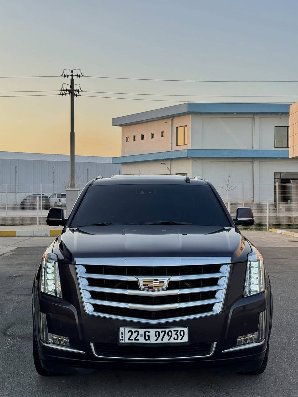 ﷽
                 CADILLAC ESCALADE PLATINUM 2016
▫️كاديلاك أسكاليد موديل 2016 
🔹مواصفات پلاتينيوم فول مواصفات ١/١
🔹لون مميز ( لون قهواي  )

▫️محرك V8 تمانية سلندر🔥
🔹كير و محرك بشرط
بدون صوت و بدون صرف بدون خلل
🔹ماشية  73  الف حقيقي

▫️سيارة كلين تايتل مكفولة كفالة عامة ✅
🔹مكفولة حتى دعاميات بشرط بدون صبوغ
🔹بدون صبوغ بدون شخت و بدون رصعات
🔹سيارة حيل حيلوة جديد جديد ماشاالله
🔹سيارة كل على وضع شريكة لوك لوك

▫️مواصفات پلاتينيوم
( بصمة - فتحة - فور ويل - دبل رادار  أمامي و جانبي - رادار خط طريق - داتاشو - خمس كاميرات - صندوق شفت - سقف DVD - شغال - شحن موبايل - قاصة - كشن جلد مساج - كشن تتفيئة و تبريد - كشن و ستيرن خزن - كشن هزاز - تبريد مركزي - لايت ليد و زينون بيلادي - حصاص أمامي و خلفي - مراي شفت - بعد هواي مواصفات )

◽️اربع تاير ويل جديد ويل بيلادي حجم 22
🔹سيارة شرط بدون اى نواقص گير و محرك و حدادي و كاهرباى كولة بشرط
🔹سنوي و رقم و هزة جديد سنوي بأسمي
🔹 نفسي يوم / تحويل و كاله حاظر
🔹 مكان_🌆 سليماني

◽️سعر_ 338$🔐🔥
◽️موبايل_ *********** ::: ***********
____________________________________
